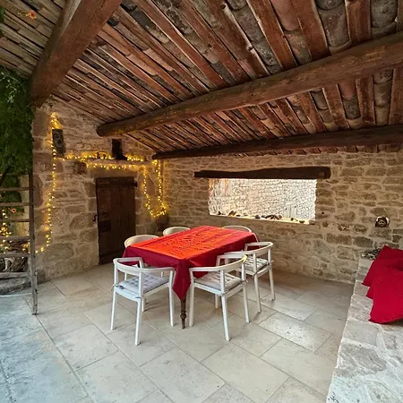Mas Du Bouc Guest house Barjac (Gard)